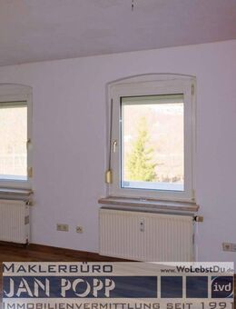Preiswerte Etagenwohnung mit Dachschrägen - Greiz
