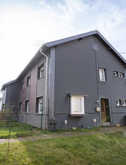 Ein- Zweifamilienhaus mit PV und viel Platz in zentraler Lage von Illingen - Illingen (Saarland)
