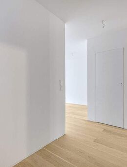 Innenstadt - Lichtdurchflutete 2-Zimmer-Wohnung mit hochwertiger Ausstattung und Balkon - Bonn