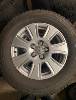 AUDI Q3 KOMPLETTRADSATZ WINTER 215/65 R16 98H M+S BRIGESTONE BLIZZARD MIT AUDI ORIGINAL ALUFELGEN Q3 (E 6,5 J x H2 E133) - Ludwigsburg
