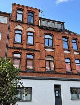 Ihr neues IMMOBILIEN QUARTIER: Sanierte 3,5-Zimmer Wohnung im 1. OG in Linden mit Tageslichtbad - Hannover