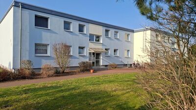 Großzügige 4-Zimmer-Wohnung mit Balkon in Nienburg