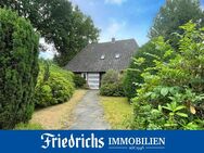 Solides Einfamilienhaus mit Garage und großem Garten in ruhiger Wohnlage in Oldenburg-Bümmerstede - Oldenburg