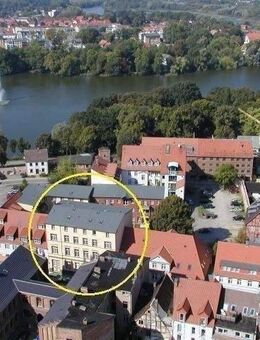HELLE DACHGESCHOSSWOHNUNG im historischen Altstadtkern - Stralsund