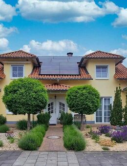 Mediterranes Einfamilienhaus mit Wellnessoase, Wintergarten und PV-Anlage in Swisttal-Miel - Swisttal