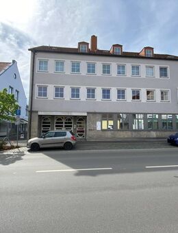 Sehr schöne, helle Drei-Zimmer-Wohnung im Zentrum von Waldsassen - Waldsassen