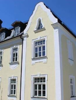 Historische Villa in den Ausläufen der Fränkischen Alb als Wohntraum oder Ferienhausvermietung - Neukirchen (Sulzbach-Rosenberg)