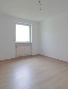 Renovierte 2,5-Zimmer Eigentumswohnung mit Balkon in zentraler Lage von Bamberg - Bamberg