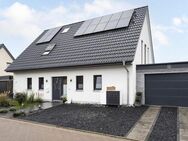 Haus für eine tolle Familie inklusive PV-Anlage und beheizbarem Pool!!!!! - Wassenberg