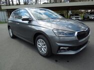 Skoda Fabia, 1.0 TSI Top-Selection, Jahr 2022 - Föritz