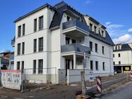 Wohnen in Radebeul - Exklusive 3-Raum Wohnung mit Gartenanteil und Stellplatz - Radebeul