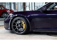 Porsche 992 Turbo S Cabriolet | Viola Metallic - Neuss