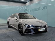 VW Arteon, Shooting Brake R IQLight H&K, Jahr 2022 - München