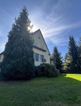Schönes freistehendes Haus in Leipzig - Althen in ruhiger Lage mit großem Grundstück, frei - Leipzig