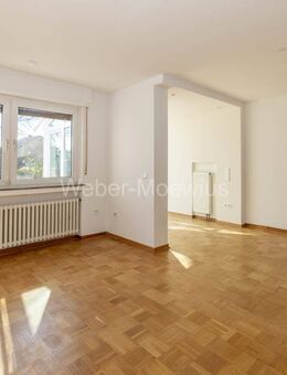 Gepflegtes ZFH-Reihenendhaus mit Garten, Garage, Carport und Kaminofen - Köln