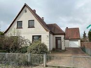 Freistehendes Einfamilienhaus mit 1.250 qm Grundstück in Weyhe-Lahausen - Weyhe