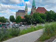 Drehort gesucht Garten / Fahrzeuge / Garagen - Magdeburg Zentrum