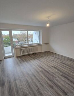 Traumhaft schöne komplett sanierte 3 Zimmer Wohnung in Gelsenkirchen zu vermieten - Gelsenkirchen