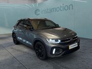 VW T-Roc, 1.5 TSI R-Line Black, Jahr 2023 - München