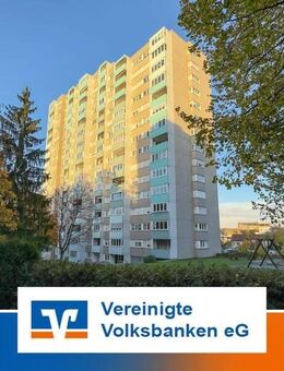 Gutes Zuhause zum fairen Preis - Gemütliche 3-Zimmer-Wohnung mit Balkon, Aufzug und Garage - Böblingen