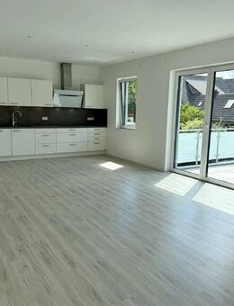 Wohnkomfort pur: Neu sanierte Obergeschosswohnung mit Balkon im Herzen von Stadtlohn - Stadtlohn