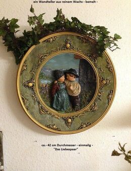 Wachsteller "Das Liebespaar" 42 cm Durchmesser Vollwachs - Mahlberg
