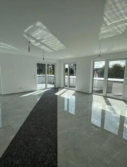 Neubau! schöne Penthouse-Wohnung mit Dachterrasse/Tiefgarage in Melle zu vermieten! - Melle