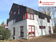 Freie 5,5-Zimmer-Eigentumswohnung (ca. 148 m²) im 3-Familienhaus mit Balkon, Stellplatz, Gartenanteil und Garage - Marl (Nordrhein-Westfalen)