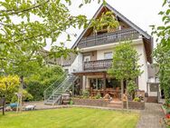 Tolles Familienhaus mit großem Garten und Einliegerwohnung in beliebter Wohngegend - Bergisch Gladbach