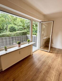 Renoviert: 2 Zimmer inkl. Küche + Balkon - WG geeignet - direkt am Woog - Darmstadt