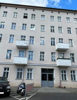 Gesucht? Gefunden! 2-Zimmer Altbau mit modernem Bad - Berlin