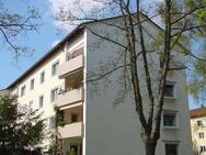 Behagliche 4-ZIMMER-WOHNUNG mit Erbbaurecht, derzeit vermietet, mit 2 Balkonen und Blick ins Grüne in STUTTGART BERGHEIM - Stuttgart
