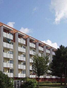 2-Raum-Wohnung mit Balkon und Stellplatz - Greifswald