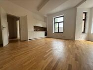 Historischer Flair trifft modernen Komfort - 3-Zimmer-Wohnung mit EBK und 2 Bädern - Halle (Saale)