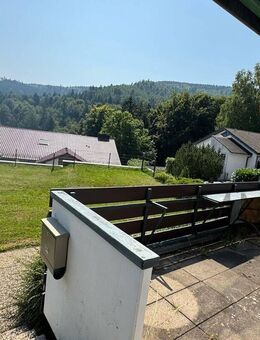 **Wohnen im Grünen - charmante 3 Zimmmer-Wohnung in Bad Herrenalb** - Bad Herrenalb