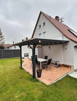 Charmantes Einfamilienhaus mit Garten und Terrasse - Modernes Wohnen in ruhiger Lage - Erolzheim