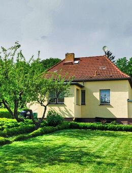 Dr. Lehner Immobilien NB - Gepflegtes kleines Haus mit unverbautem Landschaftsblick - Teterow