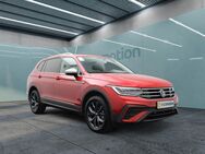 VW Tiguan, 2.0 TDI Allspace Move 7-S, Jahr 2023 - München