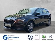 Skoda Fabia, 1.0 TSI Tour, Jahr 2022 - Emden