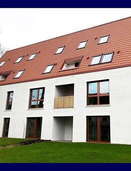 Ihr neues Zuhause auf 2 Ebenen: 3 Zimmer, Ankleide, Loggia, EBK, Gäste-WC, Tageslichtbad mit Wanne - Wedel