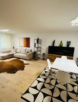 Traumhaft: Frisch renovierte, großzügige 3-Zimmer-Wohnung am Luitpoldpark - München
