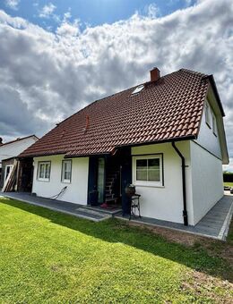 Modernisiertes Einfamilienhaus mit stilvollem Wohnambiente in familienfreundlicher Lage von Waldeck-Höringhausen - Waldeck (Hessen)