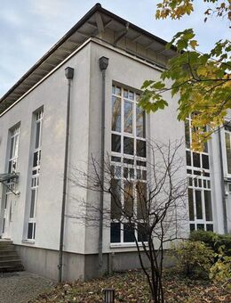 Moderne, gepflegte 3-Zi.-Wohnung in grüner und naturnaher Lage! HB-Oberneuland - Bremen