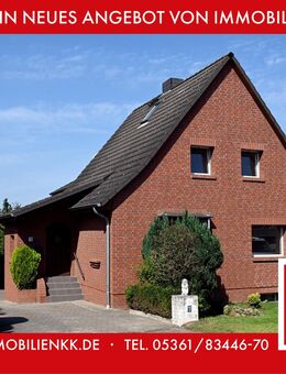 Renoviertes Einfamilienhaus mit Einliegerwohnung und schönem Garten in Hattorf - Wolfsburg