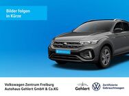 VW T-Cross, 1.0 TSI Active, Jahr 2022 - Freiburg (Breisgau)