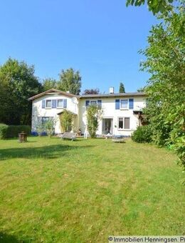 TOP-ruhige Lage-sonnige DG-Wohnung mit Gartenanteil - Süderbrarup