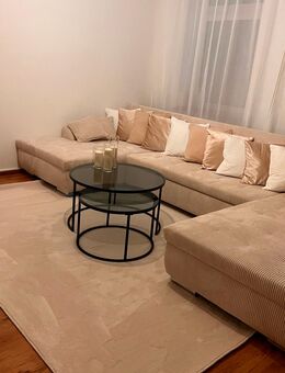 Schöne XL Cord Couch zu verkaufen - Essen