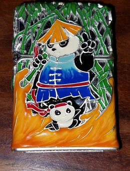 ZIPPO Panda Yin & Yang 3D fluoresziert im Dunkeln - Chemnitz