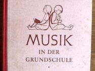 "Musik in der Grundschule", 1947, Schulbuch - Dresden