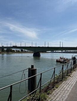 BONN Zentrum, tolle 3,5 Zi. Maisonnette-Whg, 93 m² Wfl. im 4 Part. Haus ca. 100 m vom Rhein, Balkon - Bonn